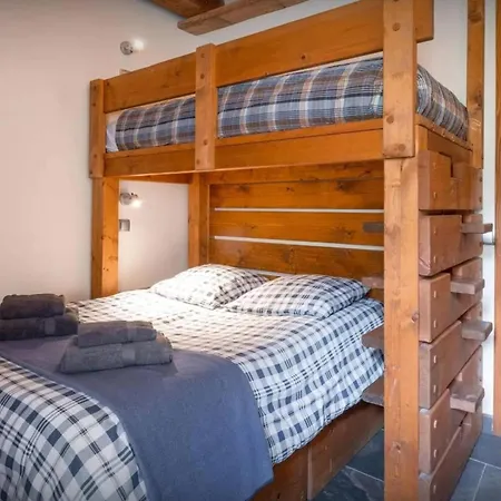 Nevala Maison De Standing Avec Espace Bien-etre Prive Et Piscine Interieure Orelle, Acces Direct 3 Vallees Alpehytte *