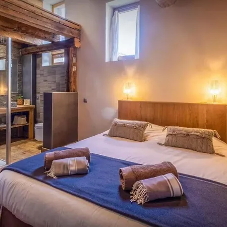 Nevala Maison De Standing Avec Espace Bien-etre Prive Et Piscine Interieure Orelle, Acces Direct 3 Vallees * Saint-André