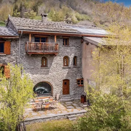 Nevala Luxe Et Sérénité Aux Portes D'orelle Les 3 Vallées Chalet *